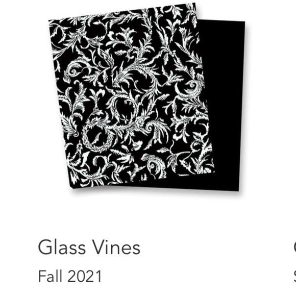 New VERA BRADLEY Glass Vines Lighten Up Two-Pack Collapsible Travel Pet Bowls - Picture 13 of 13